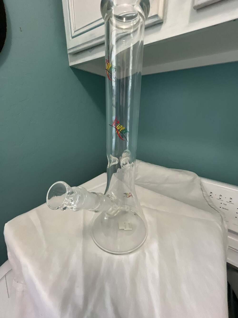 Ripper 13.5 Inch Beaker Water Piece